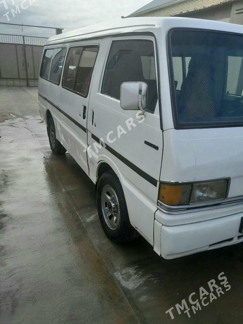 Mazda B2000 1988 - 60 000 TMT - Baýramaly - img 2