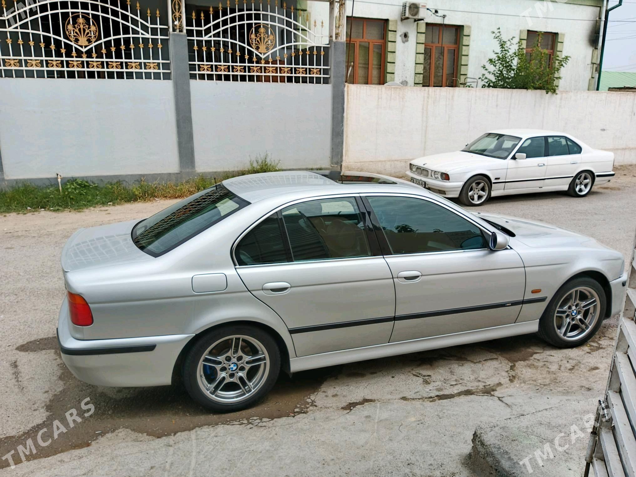 BMW E39 2001 - 125 000 TMT - Хитровка - img 3