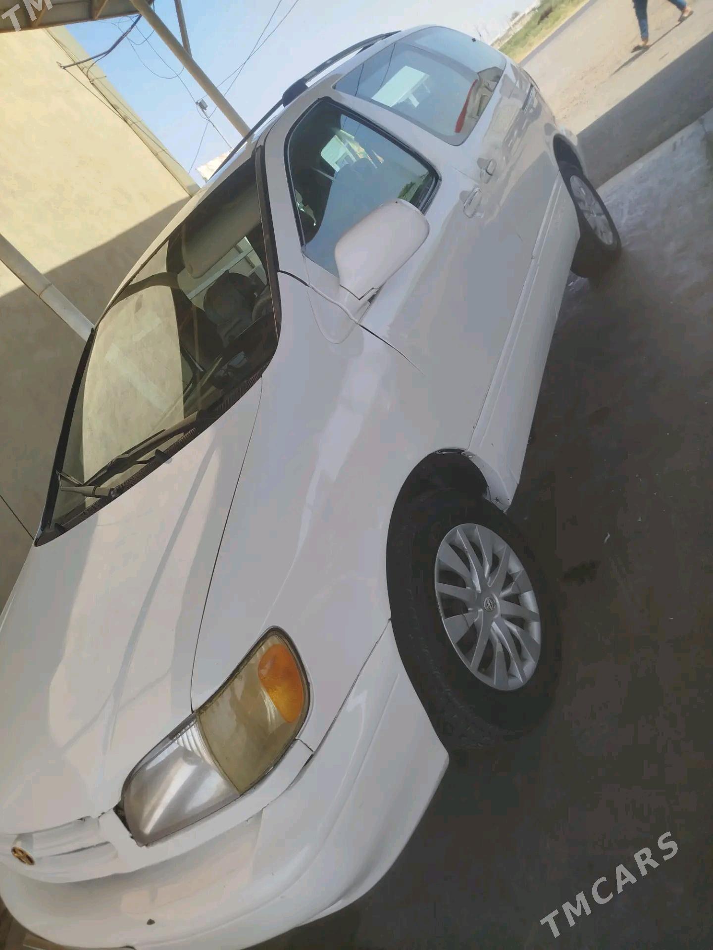 Toyota Sienna 1999 - 120 000 TMT - Мары - img 3