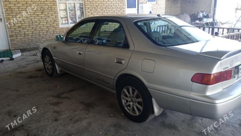 Toyota Camry 2001 - 140 000 TMT - Саят - img 2