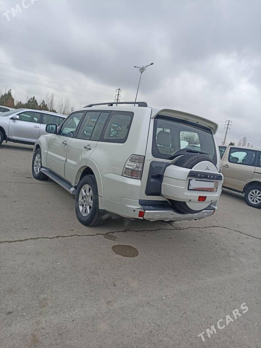 Mitsubishi Pajero 2010 - 180 000 TMT - Şabat etr. - img 6