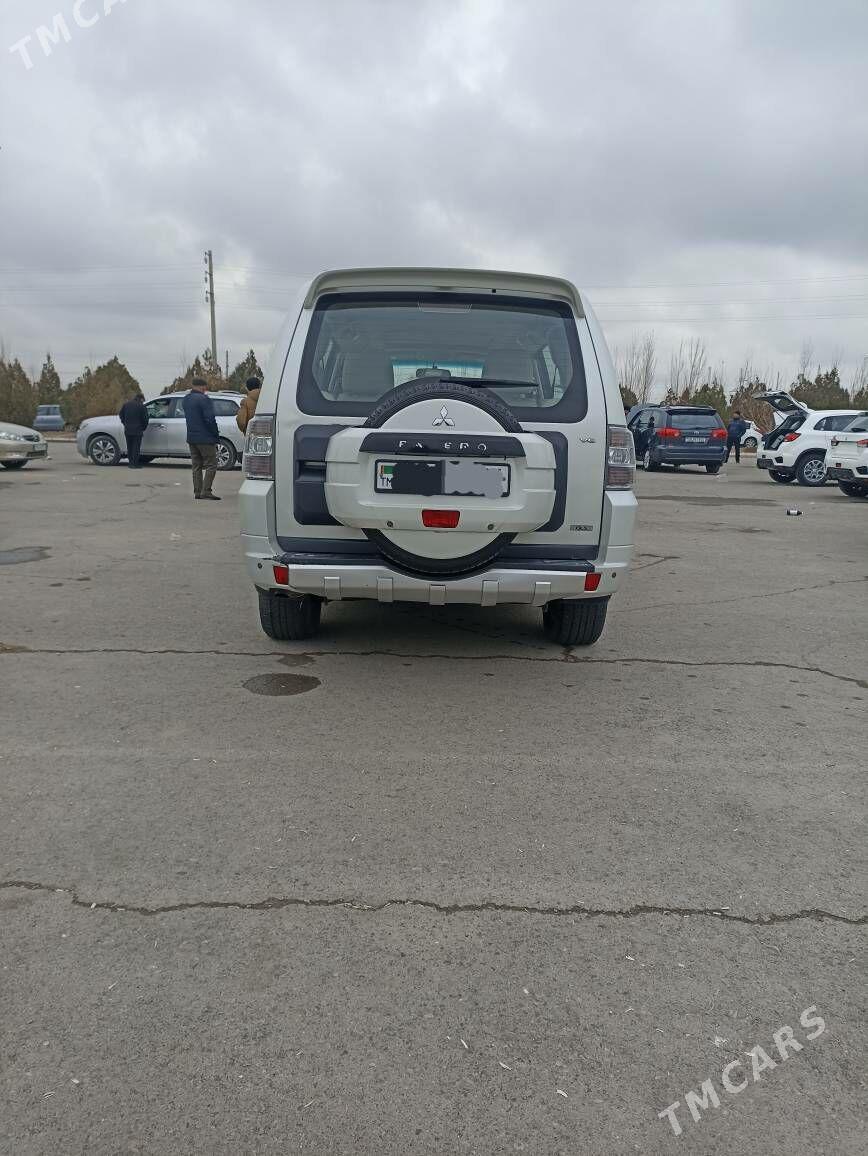 Mitsubishi Pajero 2010 - 180 000 TMT - Şabat etr. - img 5