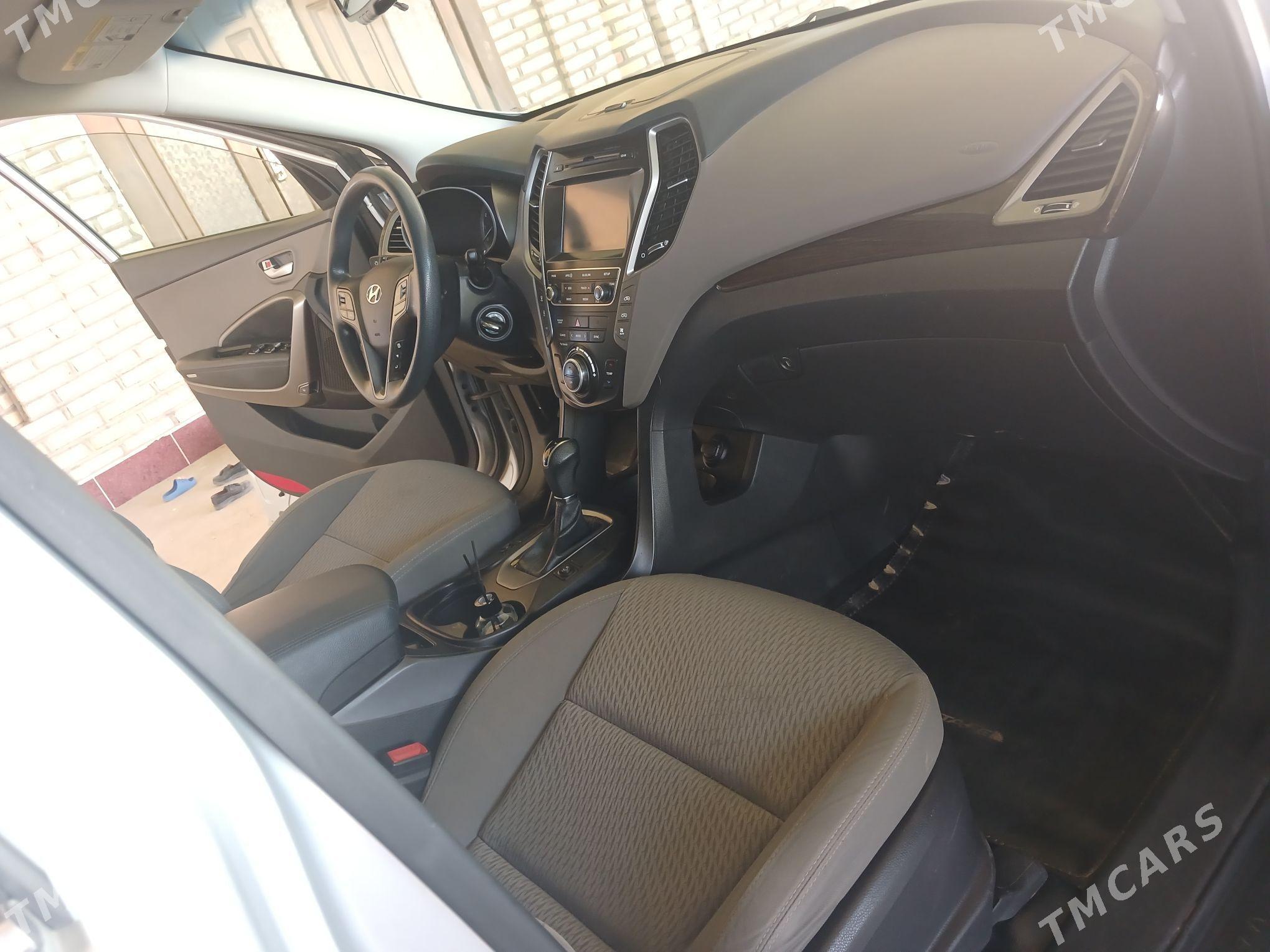 Hyundai Santa Fe 2017 - 280 000 TMT - Mary - img 7