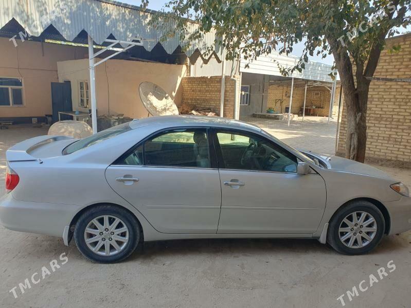Toyota Camry 2004 - 180 000 TMT - Байрамали - img 3
