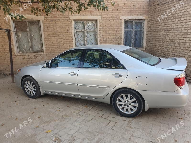 Toyota Camry 2004 - 180 000 TMT - Байрамали - img 7