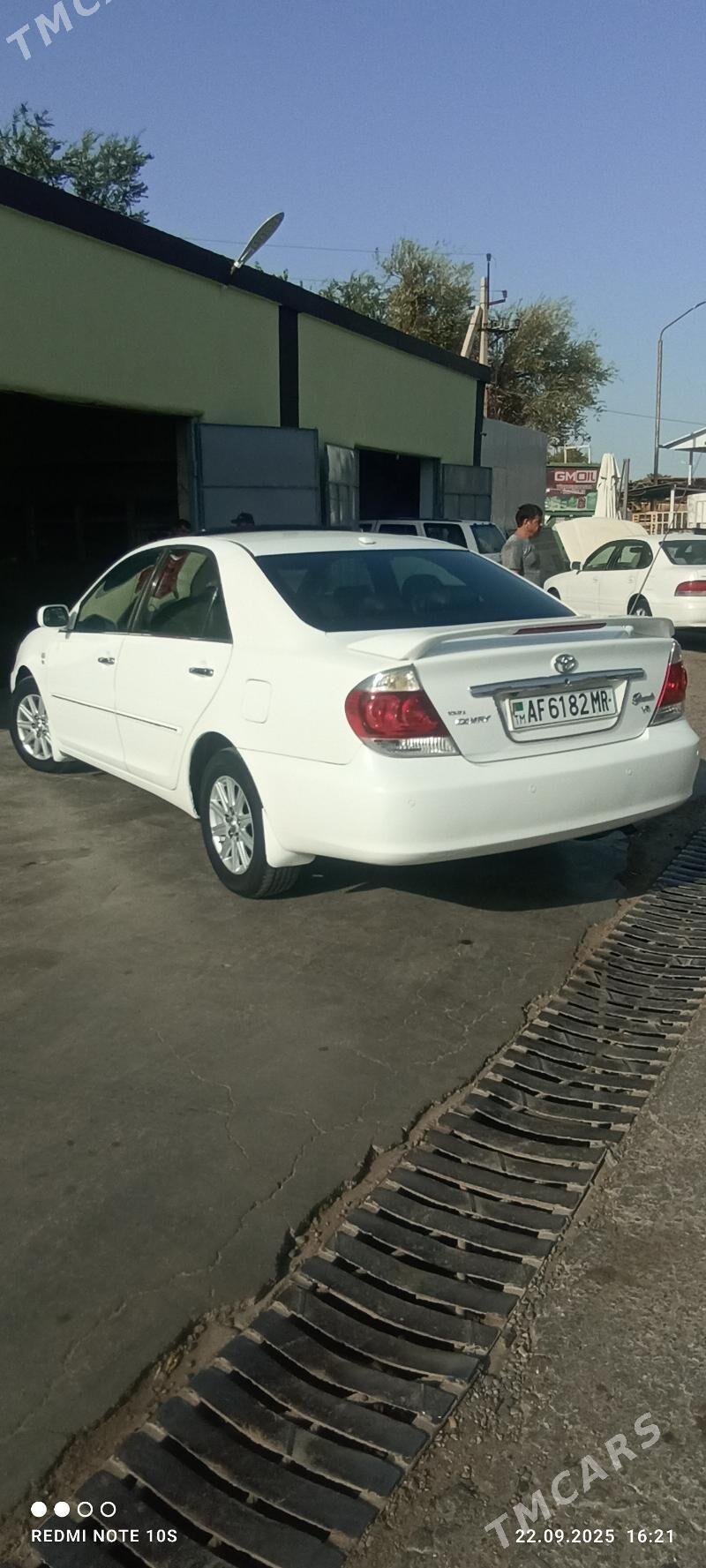 Toyota Camry 2003 - 230 000 TMT - Мары - img 5