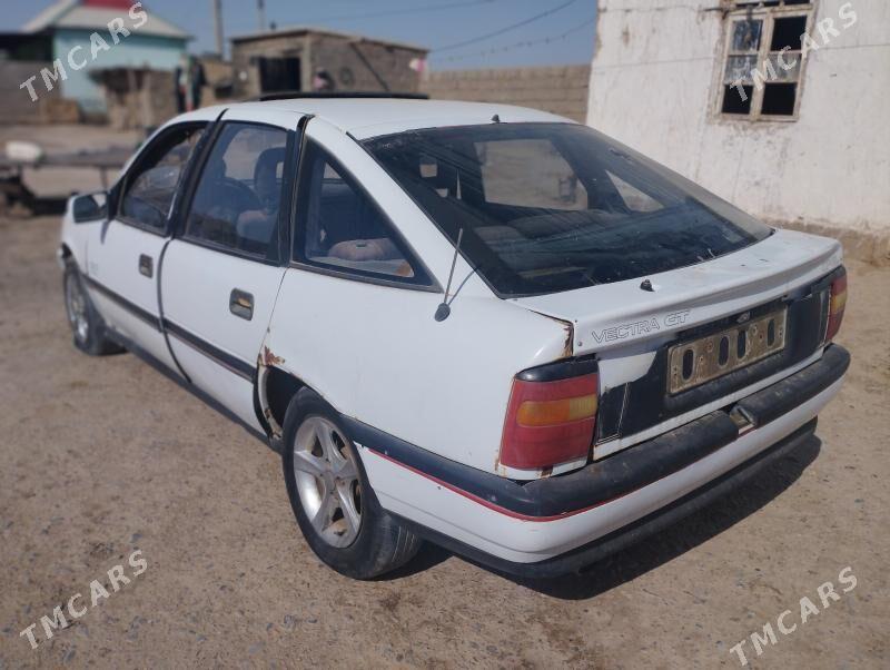 Opel Vectra 1990 - 12 000 TMT - Серахс - img 1