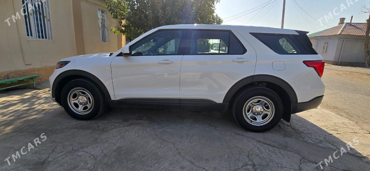 Ford Explorer 2022 - 310 000 TMT - Бедев - img 5