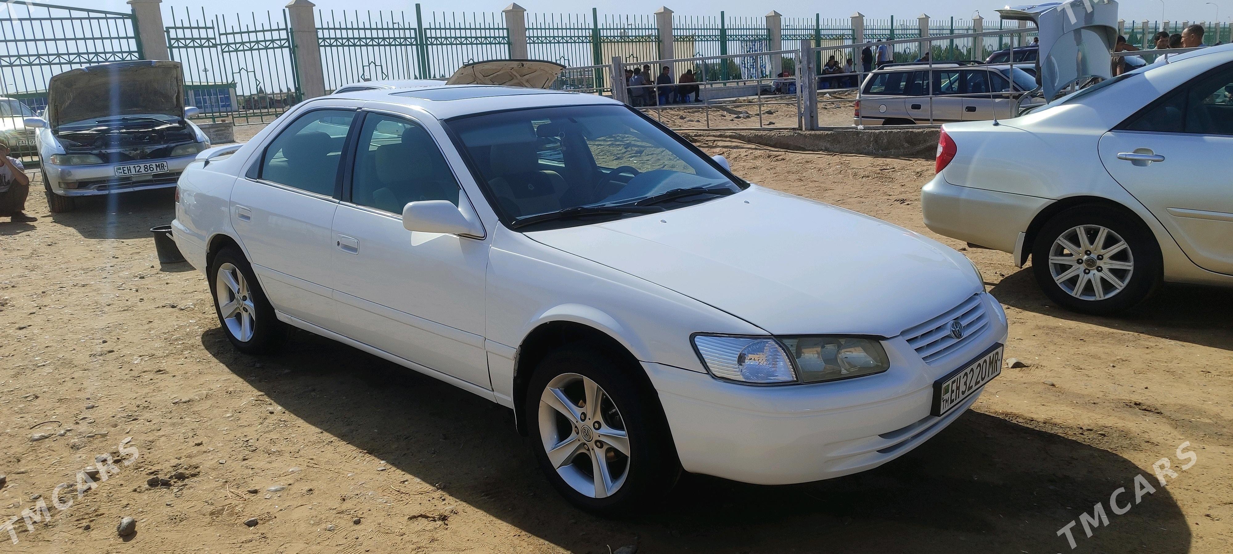 Toyota Camry 1998 - 115 000 TMT - Мары - img 4