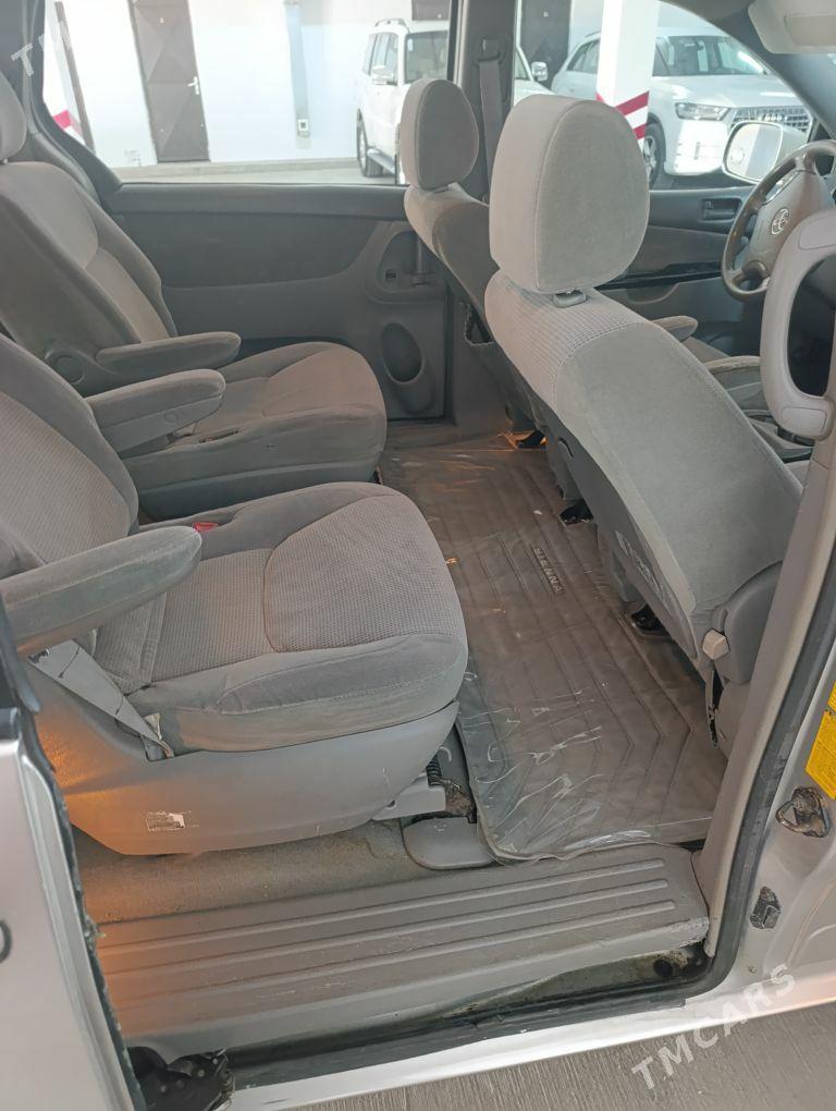 Toyota Sienna 2004 - 205 000 TMT - Ашхабад - img 4