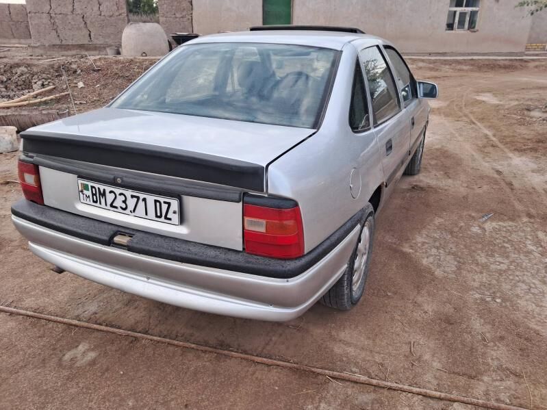 Opel Vectra 1994 - 40 000 TMT - етр. Туркменбаши - img 6
