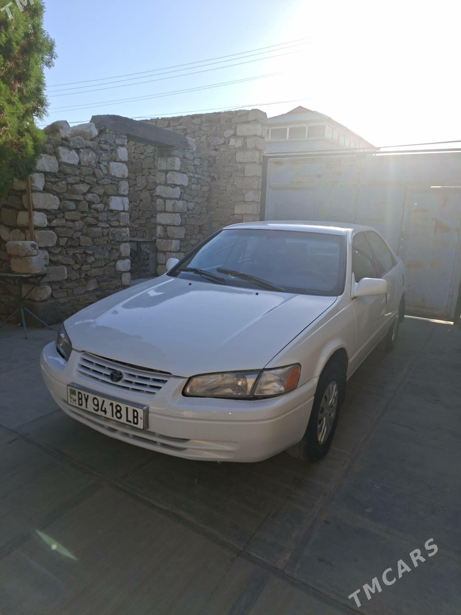 Toyota Camry 1999 - 120 000 TMT - Magdanly - img 2