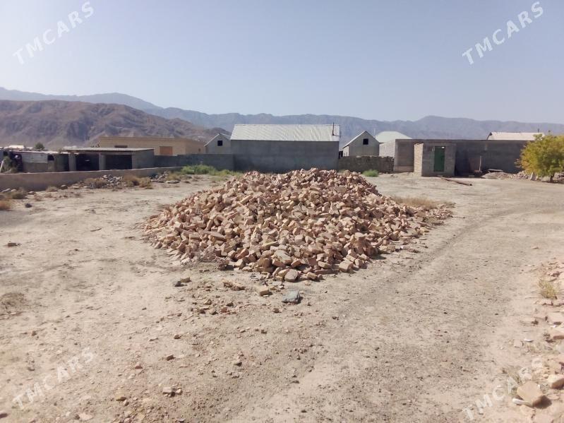 satlyk yer - Бахарден - img 1