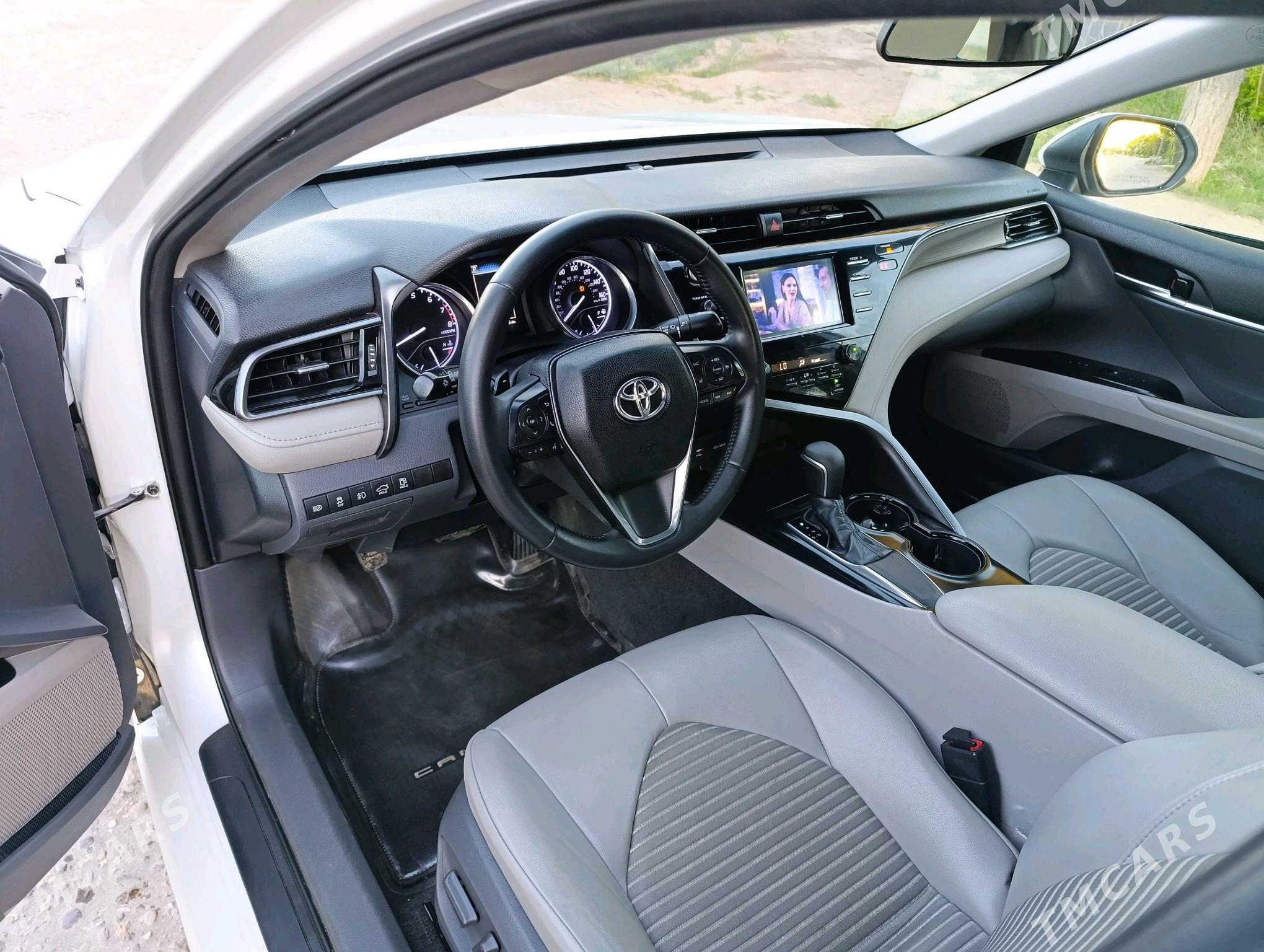 Toyota Camry 2019 - 300 000 TMT - Дянев - img 7