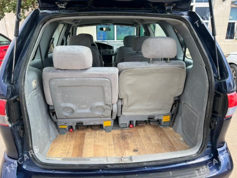 Toyota Sienna 2002 - 137 000 TMT - Мары - img 3
