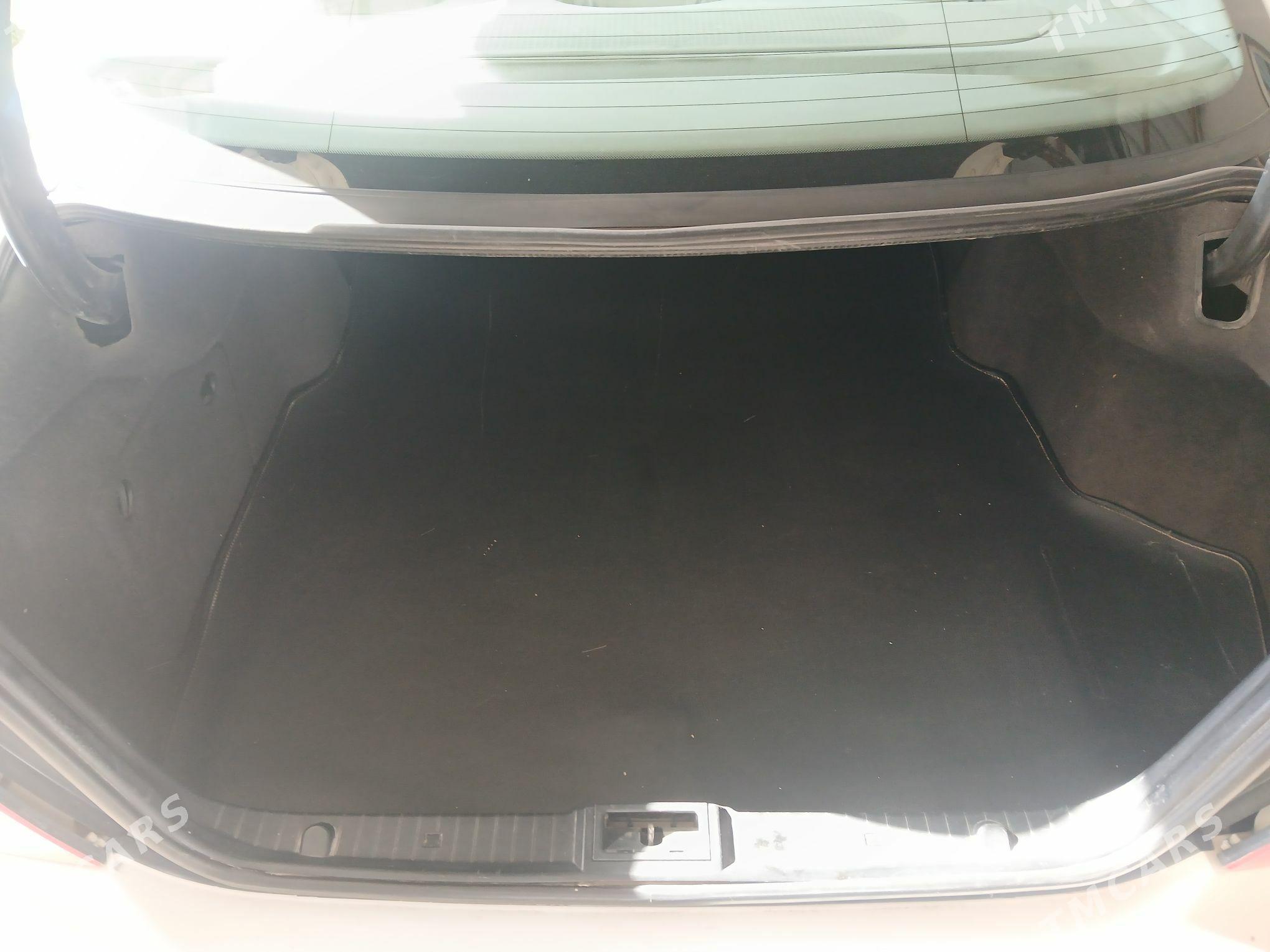Mercedes-Benz E320 2003 - 140 000 TMT - Hojambaz - img 3