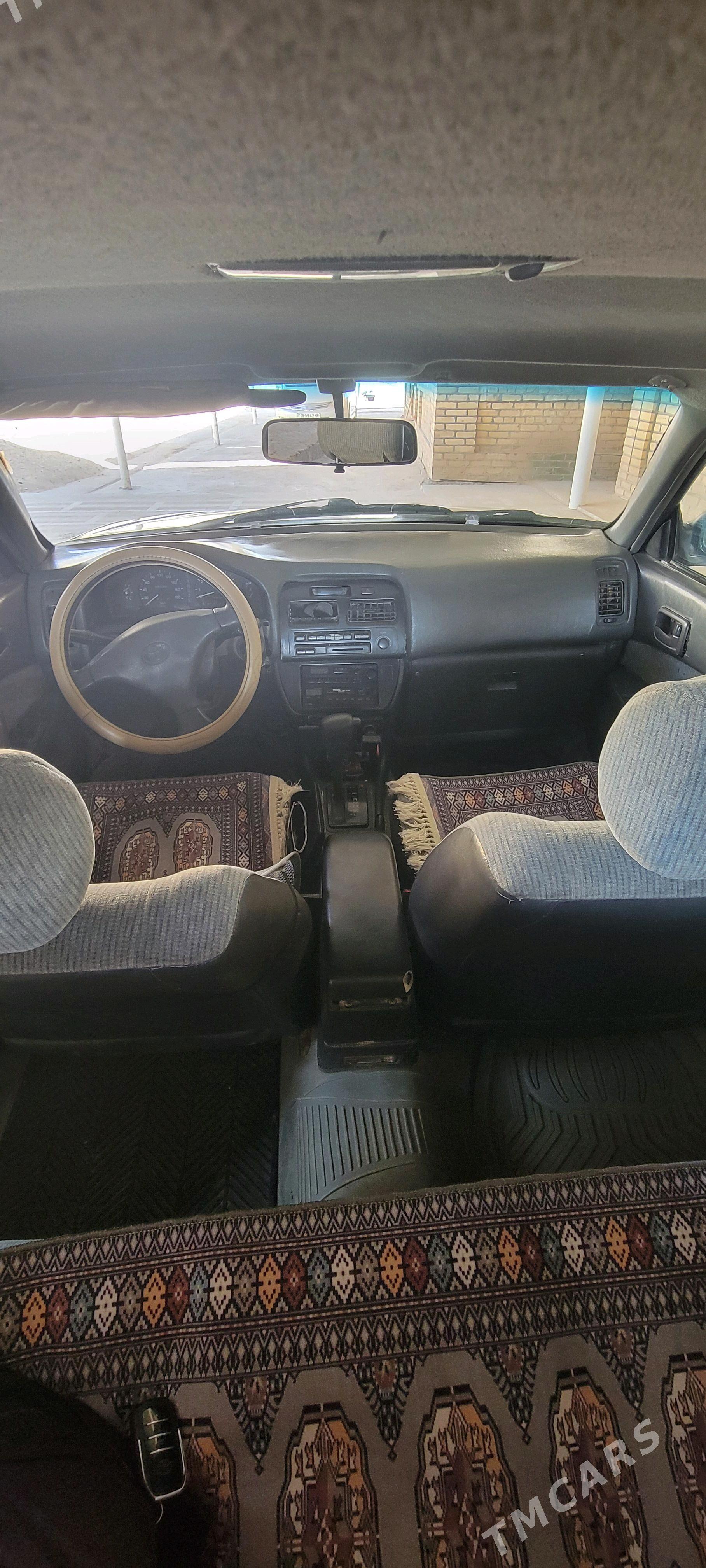 Toyota Vista 1994 - 45 000 TMT - Сакарчага - img 5
