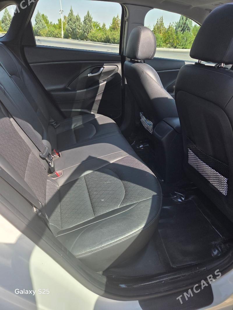 Hyundai Elantra 2019 - 200 000 TMT - Aşgabat - img 4