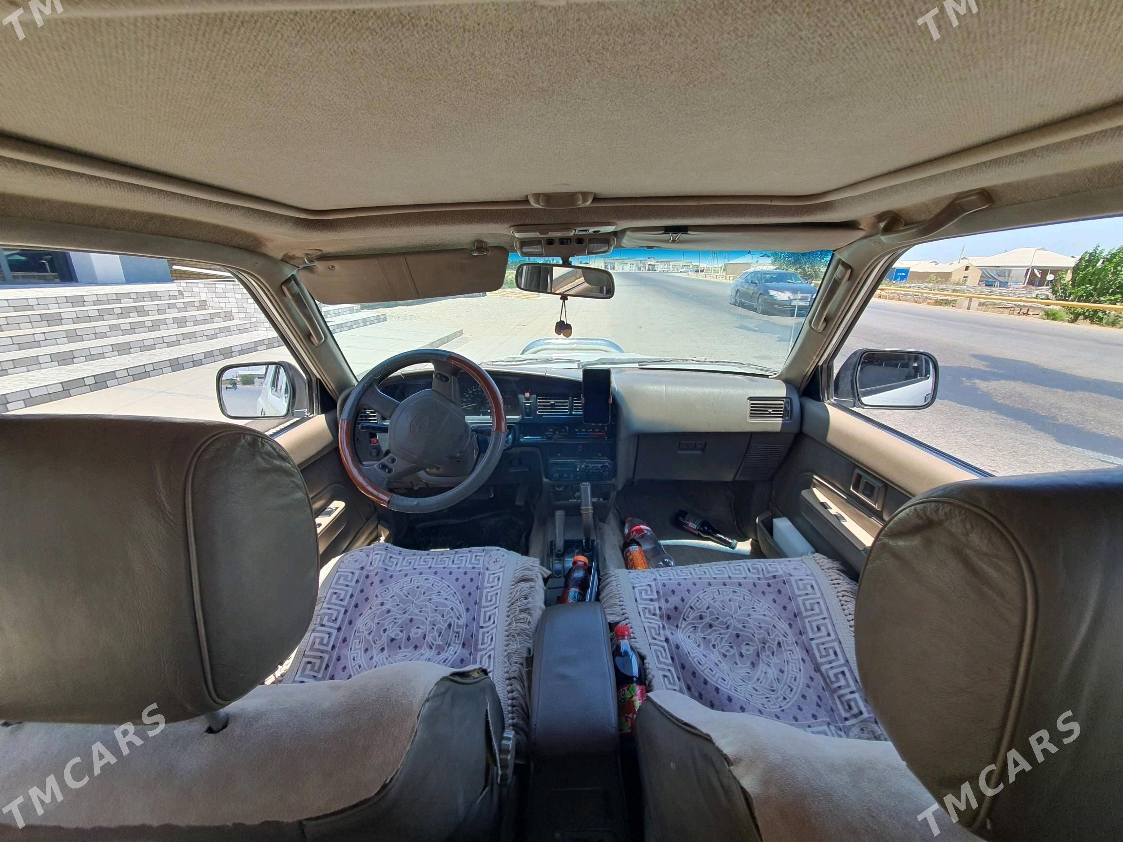 Toyota 4Runner 1994 - 65 000 TMT - Мары - img 2
