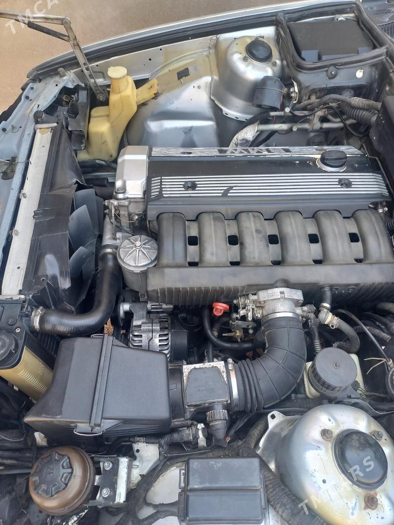 BMW 5 Series 1993 - 50 000 TMT - Гумдаг - img 2