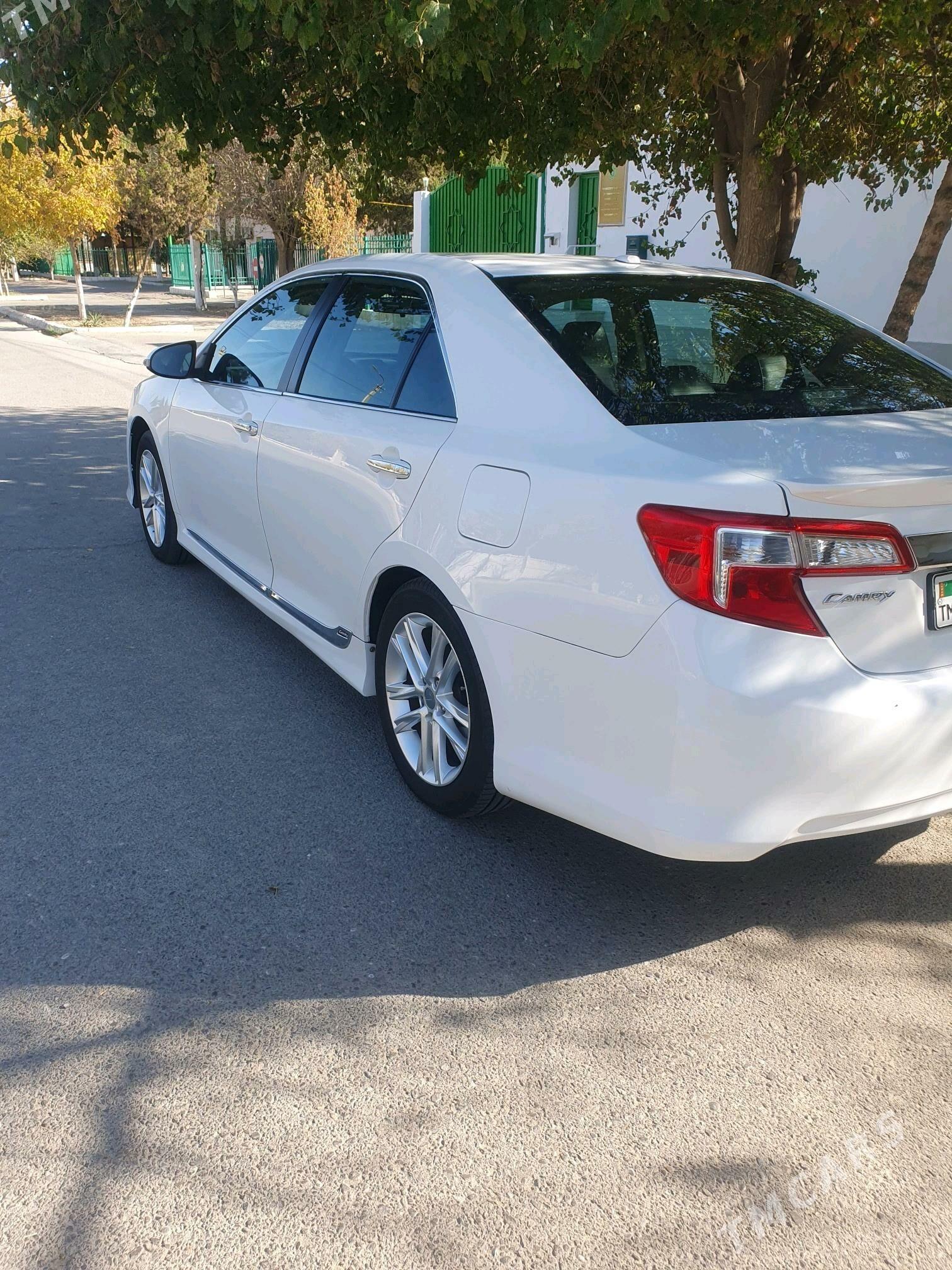 Toyota Camry 2014 - 239 000 TMT - Aşgabat - img 2