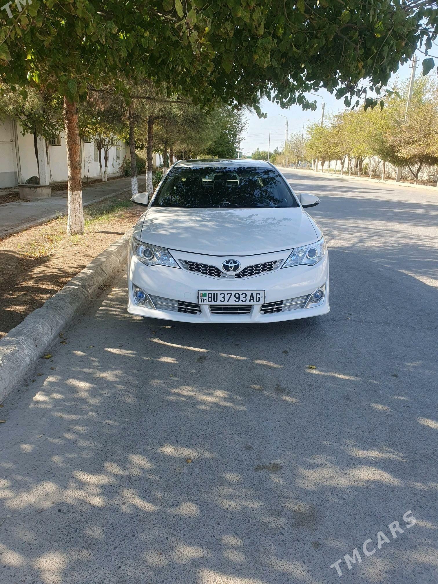 Toyota Camry 2014 - 239 000 TMT - Aşgabat - img 3