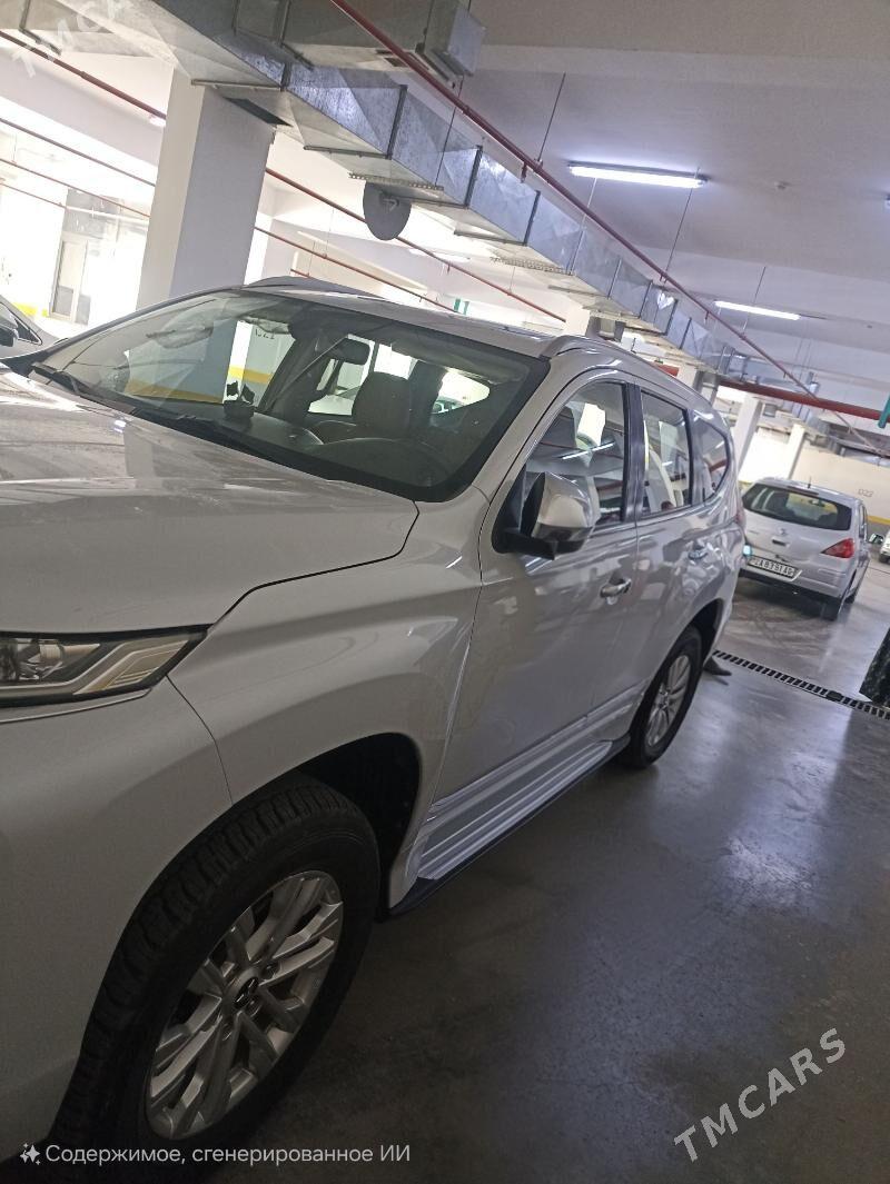Mitsubishi Pajero 2020 - 440 000 TMT - Podwoýski köç. (Bitarap Türkmenistan şaýoly) - img 5