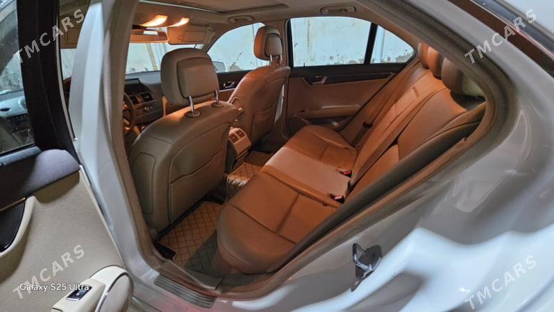 Mercedes-Benz C350 2010 - 170 000 TMT - Теджен - img 3