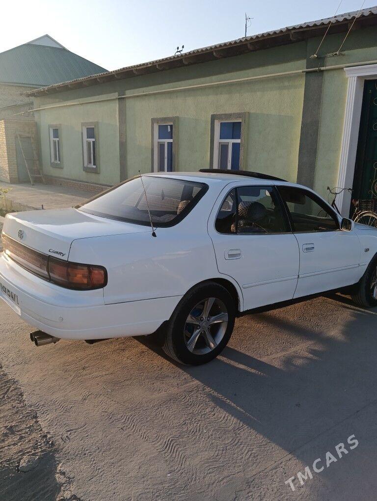 Toyota Camry 1993 - 88 000 TMT - Туркменабат - img 3