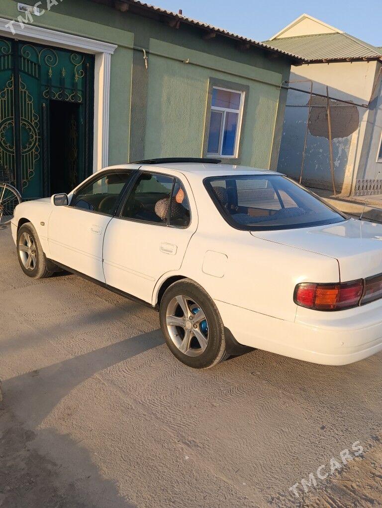 Toyota Camry 1993 - 88 000 TMT - Туркменабат - img 2
