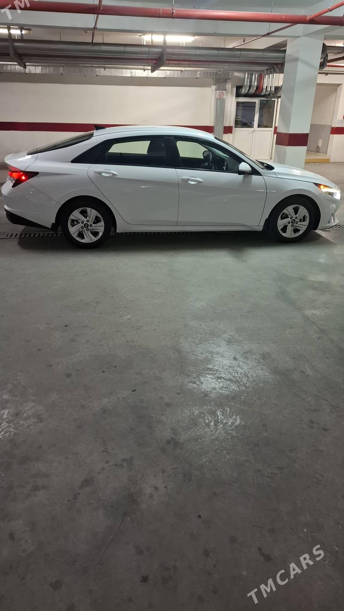 Hyundai Elantra 2022 - 255 000 TMT - 15-nji tapgyr - img 3