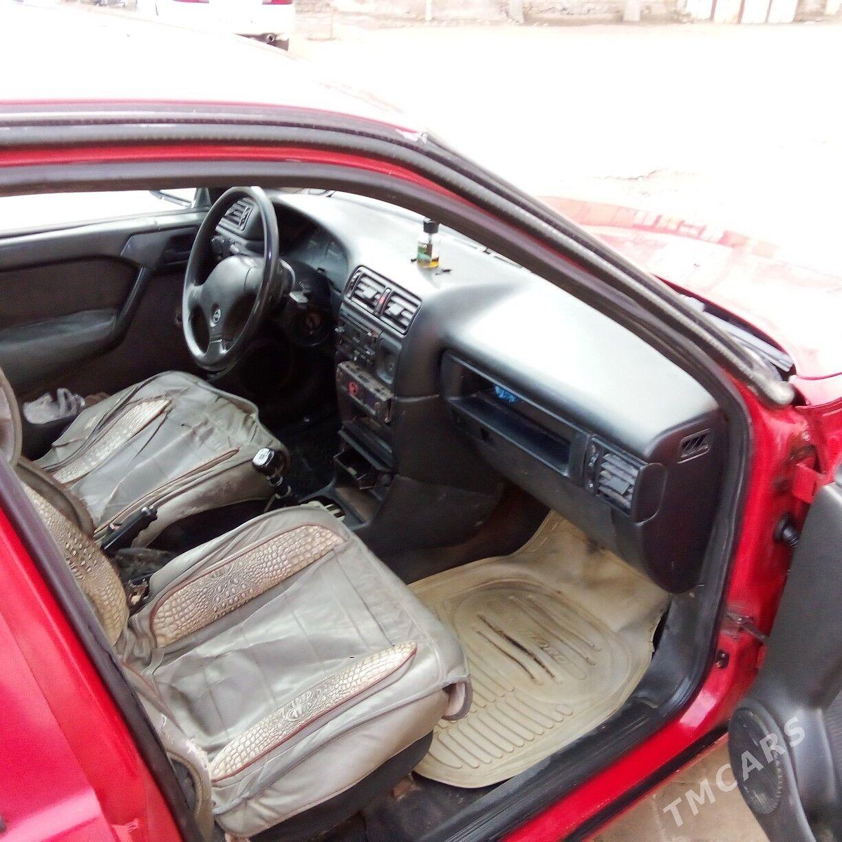 Opel Vectra 1990 - 25 000 TMT - Ёлётен - img 5