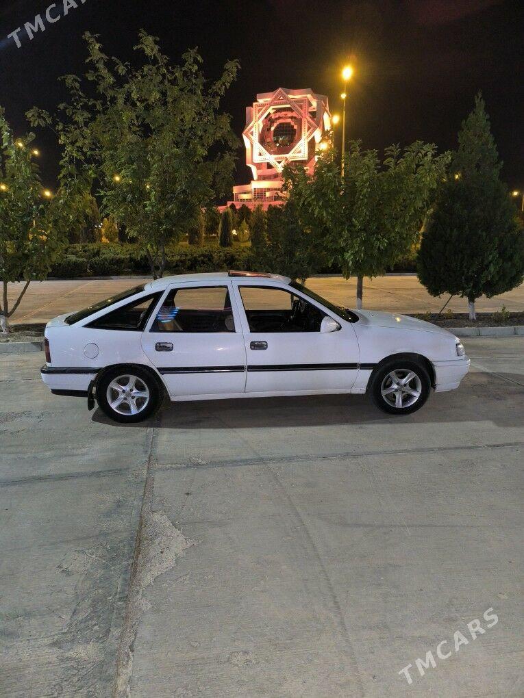 Opel Vectra 1990 - 24 000 TMT - Ак-Бугдайский этрап - img 2