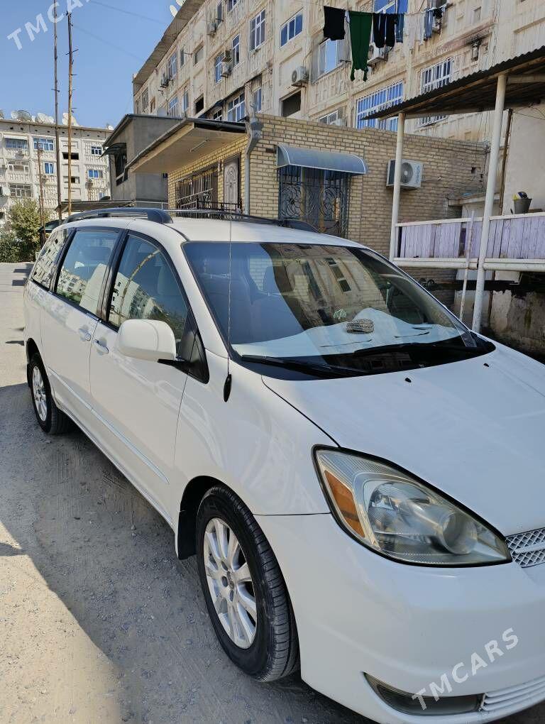 Toyota Sienna 2004 - 230 000 TMT - Мары - img 4