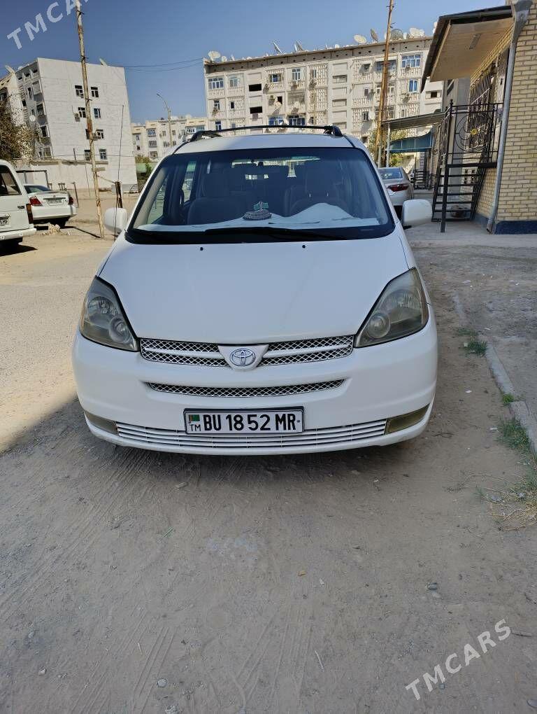 Toyota Sienna 2004 - 230 000 TMT - Мары - img 8