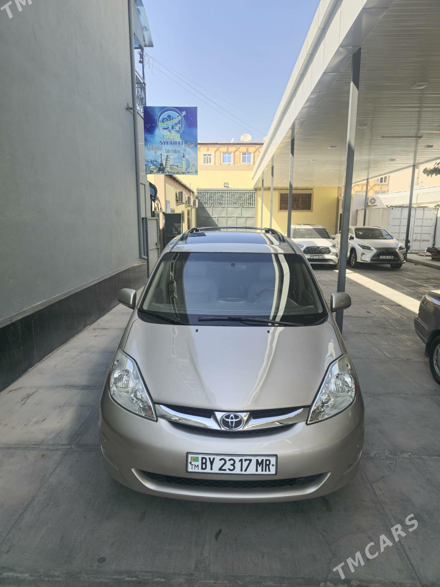 Toyota Sienna 2004 - 265 000 TMT - Mary - img 3
