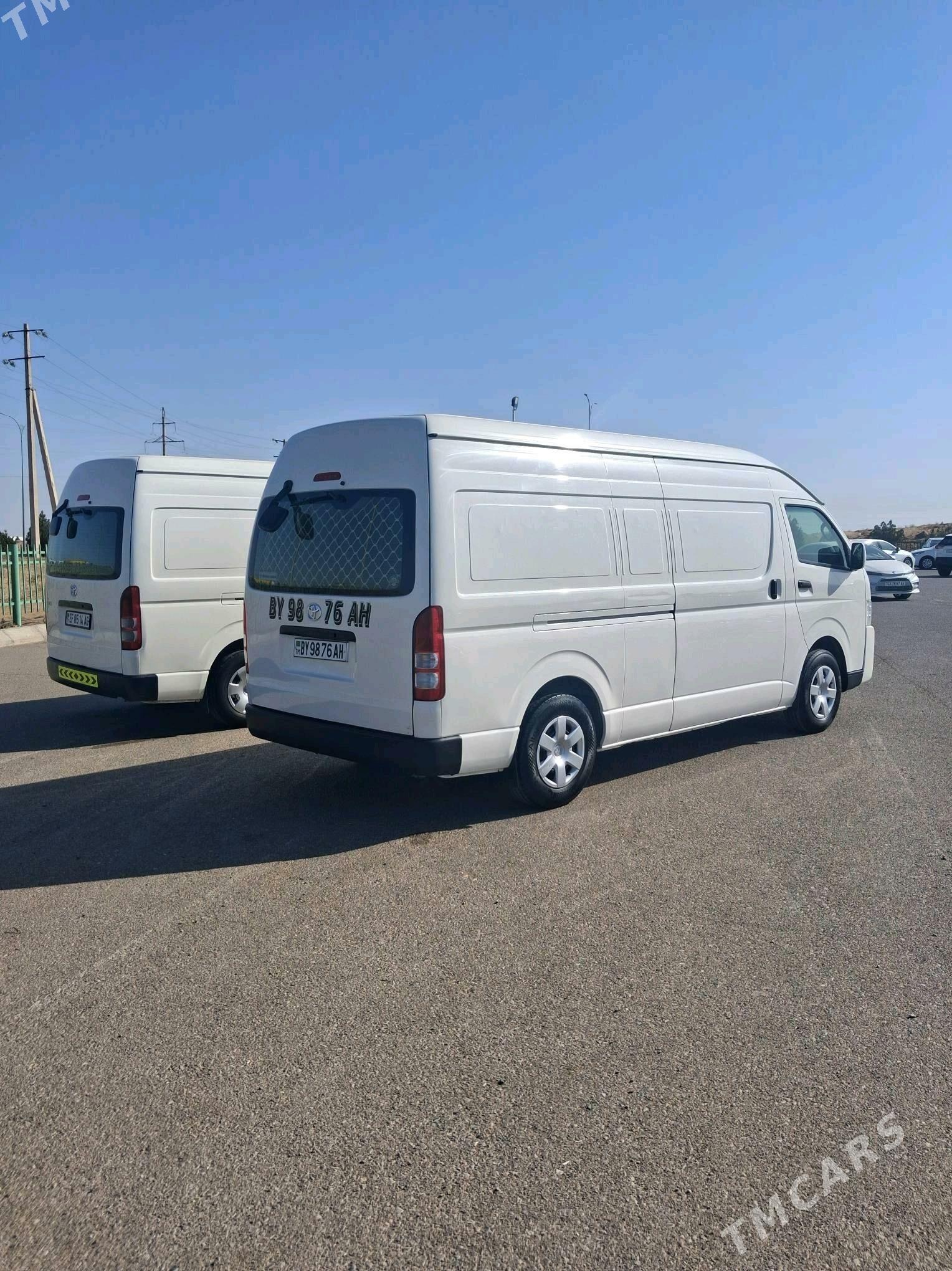Toyota Hiace 2021 - 450 000 TMT - Ашхабад - img 4