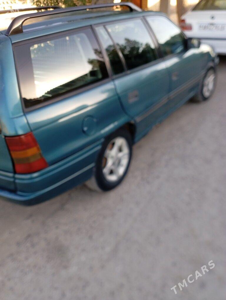 Opel Astra 1992 - 25 000 TMT - Дянев - img 4