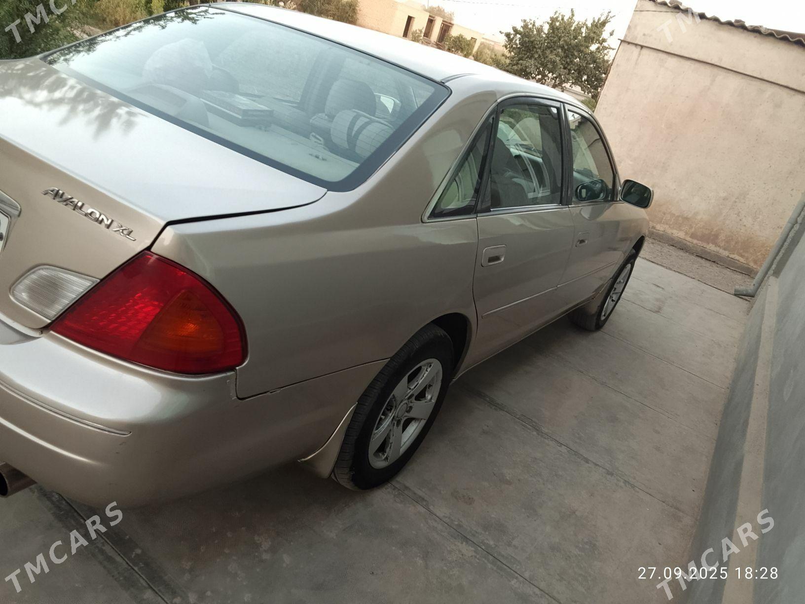 Toyota Avalon 2000 - 130 000 TMT - Мары - img 2