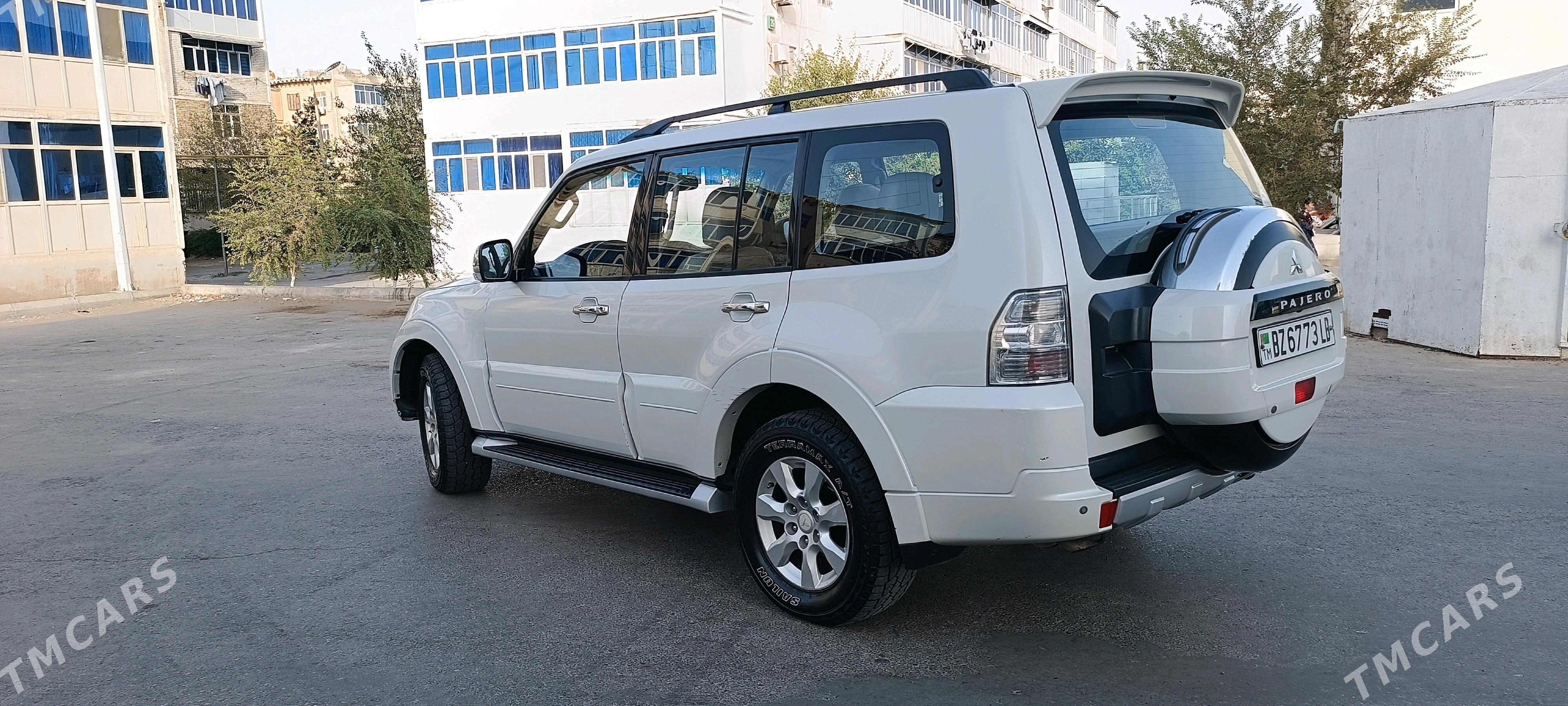 Mitsubishi Pajero 2013 - 222 000 TMT - Türkmenabat - img 10