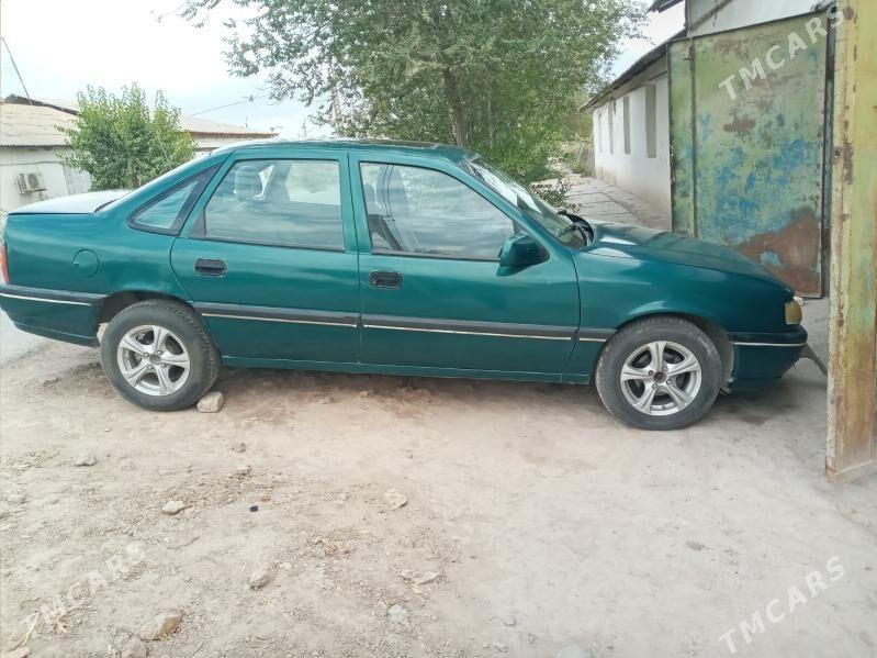 Opel Vectra 1990 - 30 000 TMT - Болдумсаз - img 9