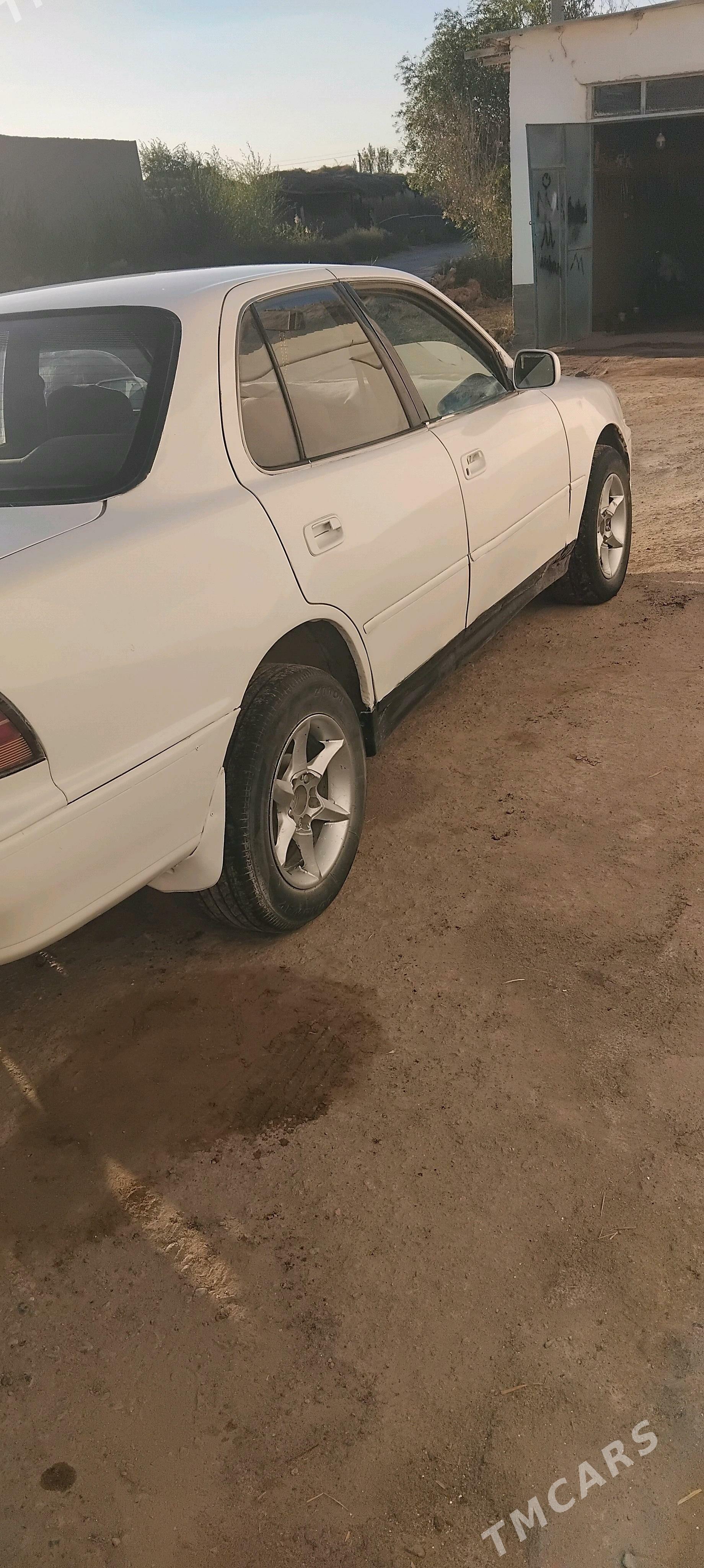 Toyota Camry 1993 - 50 000 TMT - Болдумсаз - img 6