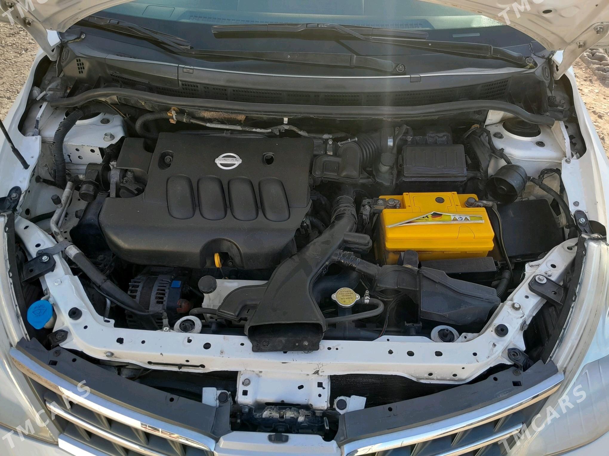 Nissan Versa 2009 - 125 000 TMT - Серахс - img 5