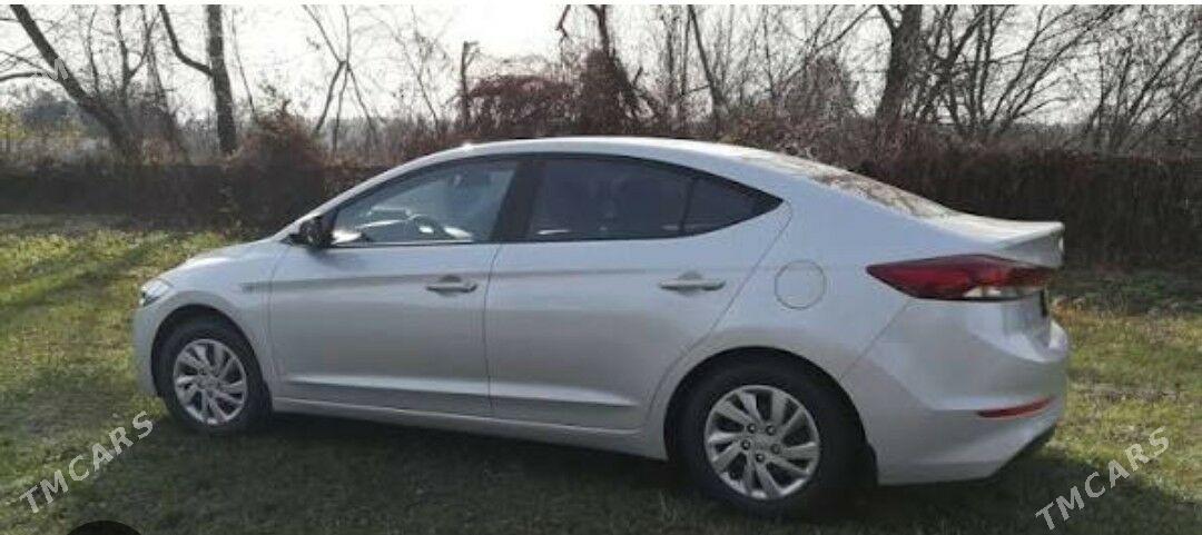 Hyundai Elantra 2018 - 205 000 TMT - Türkmenabat - img 2