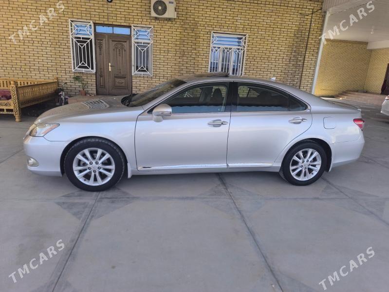 Lexus ES 350 2010 - 240 000 TMT - Мургап - img 3