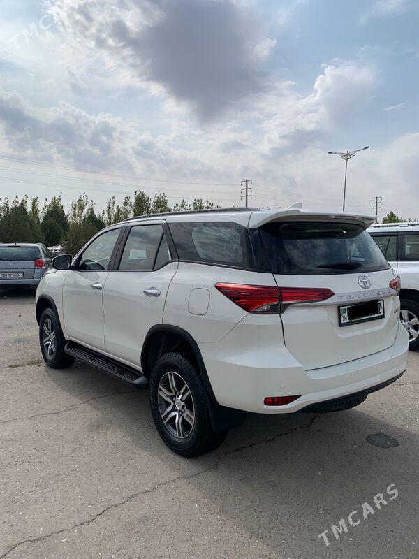 Toyota Fortuner 2022 - 580 000 TMT - Daşoguz - img 3