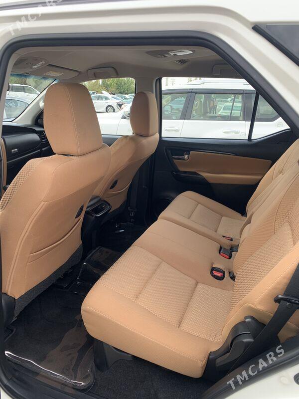 Toyota Fortuner 2022 - 580 000 TMT - Daşoguz - img 5