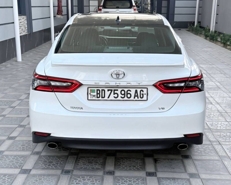 Toyota Camry 2018 - 360 000 TMT - Aşgabat - img 3