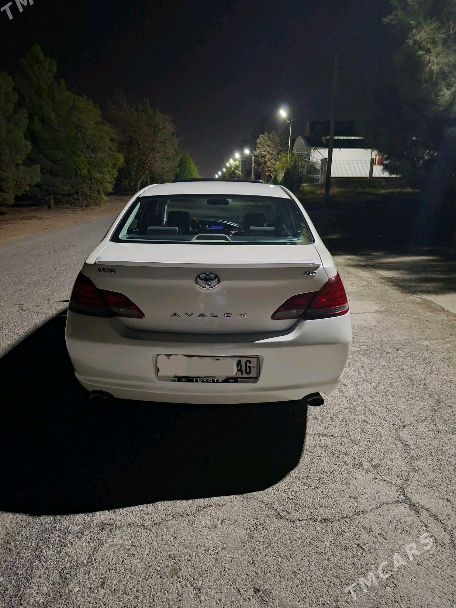 Toyota Avalon 2008 - 182 000 TMT - Кëши - img 4