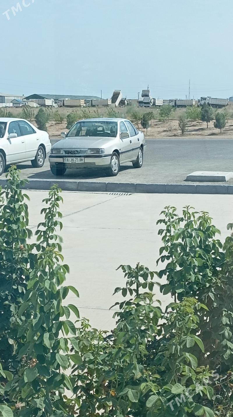 Opel Vectra 1990 - 34 000 TMT - Туркменбаши - img 3